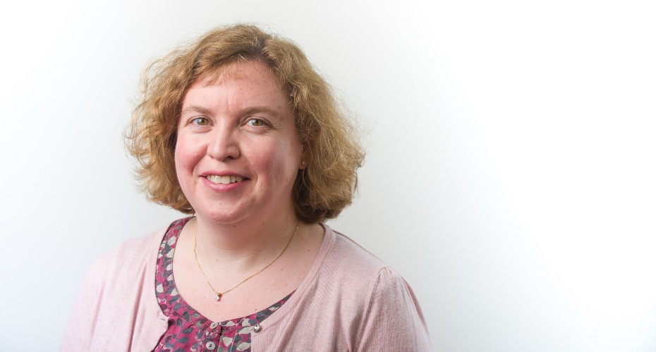 Professor Alison Curnow